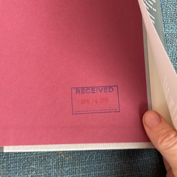 Runaway - Peter May. Hardcover Fiction Mystery - Picture 6 of 9